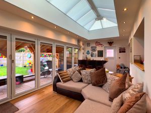 Photo 21- click for photo gallery